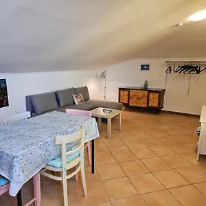 https://apartments-crikvenica-megan-2.primorje-gorskikotar.com