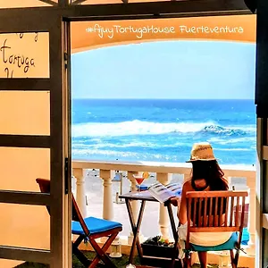 https://ajuy-tortuga-house.in-canary-islands.com
